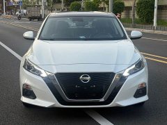 Nissan Teana 2.0L XL Comfort - ფოტო 2