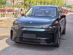 Leapmotor C10 530 Smart Comfort Edition - ფოტო 1