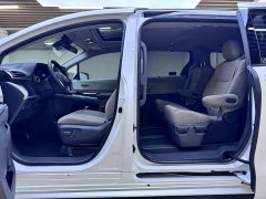 Toyota Sienna 2023 2.5L Hybrid Comfort Edition - ფოტო 18