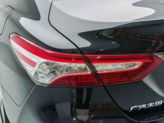 Toyota Camry 2.0G Luxury - ფოტო 13