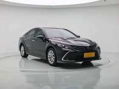 Toyota Camry 2.0G Luxury - ფოტო 3