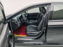 Toyota Camry 2.0G Luxury - ფოტო 9