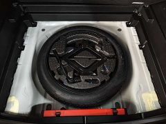 Geely Boyue L 1.5TD DCT Luxury - ფოტო 16