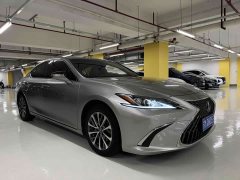 Lexus ES 300h Premium Edition - ფოტო 2
