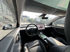 Tesla Model Y Rear-Wheel Drive - ფოტო 13