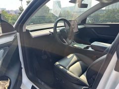 Tesla Model Y Rear-Wheel Drive - ფოტო 9