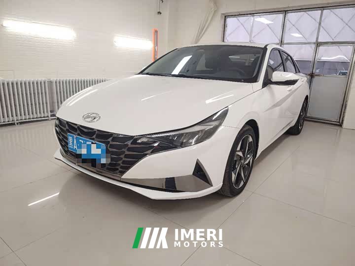 Hyundai Elantra 1.5L CVT Luxury