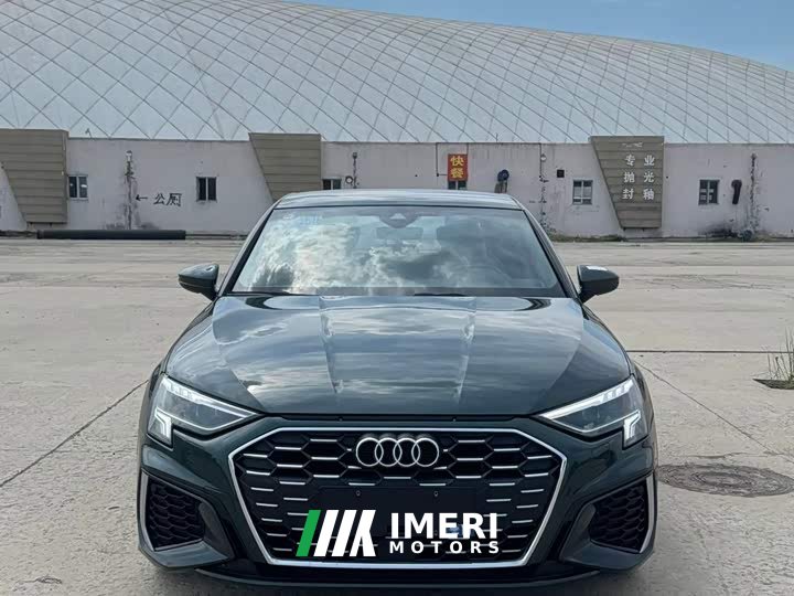 Audi A3 2024 Sportback 35 TFSI Progressive Elegant Edition - ავტომობილი ჩინეთიდან