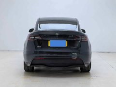 Tesla Model Y Rear-Wheel Drive - ფოტო 9