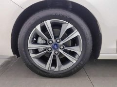 Ford Fiesta 1.5L Automatic Diamond Edition - ფოტო 17