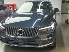 Volvo XC60 B5 AWD Smart Remote Luxury Edition - ფოტო 1