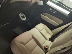 Volvo XC60 B5 AWD Smart Remote Luxury Edition - ფოტო 4
