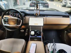 Land Rover Range Rover 3.0L V6 400PS Extended Wheelbase Prestige Edition - ფოტო 4