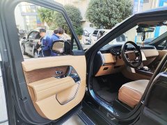 Land Rover Range Rover 3.0L V6 400PS Extended Wheelbase Prestige Edition - ფოტო 5