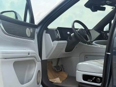 AITO M9 Extended Range Ultra 42kWh 6-Seater - ფოტო 9