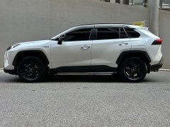 Toyota RAV4 2021 Hybrid 2.5L E-CVT AWD Elite Plus - ფოტო 3