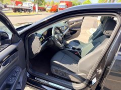 Volkswagen Passat Outstanding Edition 380TSI Dragon Ascendant Version - ფოტო 8