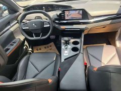 Changan UNI-V 1.5T Sport Edition - ფოტო 4
