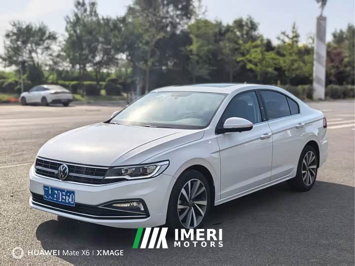 Volkswagen Bora 1.5L Automatic 30th Anniversary Edition - ავტომობილი ჩინეთიდან