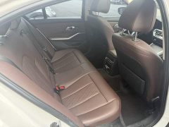 BMW 3 Series 325i M Sport Package - ფოტო 13