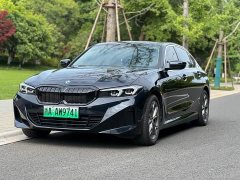BMW i3 eDrive 35 L - ფოტო 1