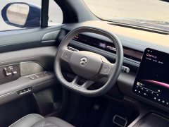 NIO ES8 Six-Seat Executive Signature Edition - ფოტო 10