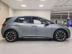 Volkswagen ID.3 Outstanding Edition - ფოტო 12