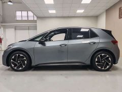 Volkswagen ID.3 Outstanding Edition - ფოტო 13