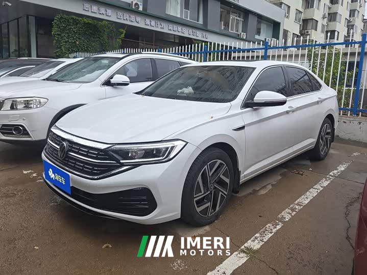Volkswagen Sagitar 300TSI DSG Excellence Edition