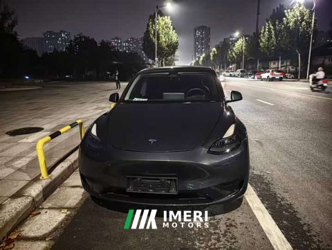 2024 Tesla Model Y Rear-Wheel Drive