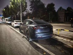Tesla Model Y Rear-Wheel Drive - ფოტო 5