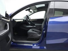 Tesla Model Y Long Range All-Wheel Drive 3D7 - ფოტო 10