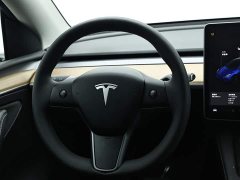 Tesla Model Y Long Range All-Wheel Drive 3D7 - ფოტო 16