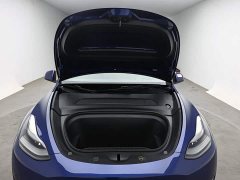 Tesla Model Y Long Range All-Wheel Drive 3D7 - ფოტო 17