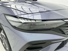 Hyundai Elantra 2023 1.5L CVT Luxury - ფოტო 10
