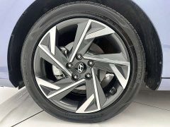 Hyundai Elantra 2023 1.5L CVT Luxury - ფოტო 12