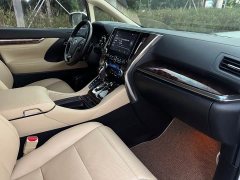Toyota Alphard 2021 Hybrid 2.5L Luxury - ფოტო 11