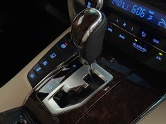 Toyota Alphard 2021 Hybrid 2.5L Luxury - ფოტო 12