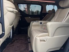 Toyota Alphard 2021 Hybrid 2.5L Luxury - ფოტო 15