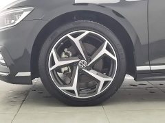 Volkswagen Magotan 2 Million Units Commemorative Edition 330TSI DSG Luxury - ფოტო 17