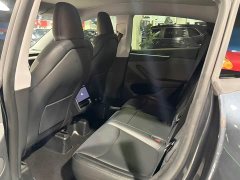 Tesla Model Y Rear-Wheel Drive Launch Edition - ფოტო 5