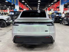 Tesla Model Y Rear-Wheel Drive Launch Edition - ფოტო 7