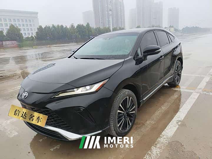 Toyota Weisa 2.0L CVT Two-Wheel Drive Premium Edition