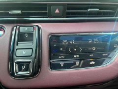 Honda Odyssey 2.0L e:HEV Premium - ფოტო 12