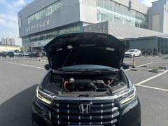 Honda Odyssey 2.0L e:HEV Premium - ფოტო 17