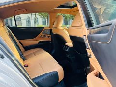 Lexus ES 200 Premium Edition - ფოტო 17