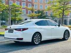 Lexus ES 200 Premium Edition - ფოტო 6