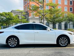 Lexus ES 200 Premium Edition - ფოტო 7