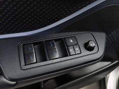 Toyota Yize IZOA 2.0L Yixiang Edition - ფოტო 9