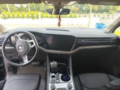 Volkswagen Touareg 2020 2.0TSI Sharp Elegance National VI - ფოტო 6